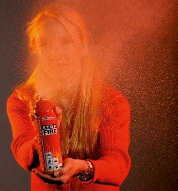 5 extincteurs: Un extincteur petit mais  costaud