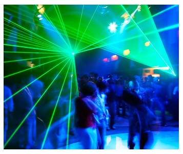 Son et lasers en soirée