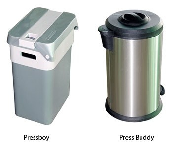 Duel entre deux poubelles à compacter