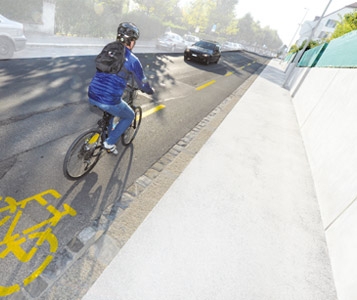 En piste, les cyclistes!