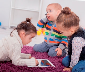 Une tablette tactile pour junior