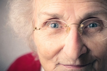 Lunettes suisses exigées