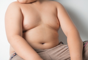 Veto sur le gavage au sucre des bébés