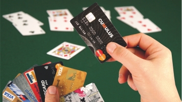 Frais des cartes de crédit