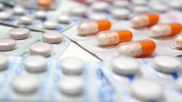 Les médicaments vont soigner leur pub