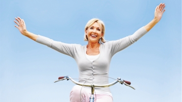 Rester en forme malgré une prothèse du genou