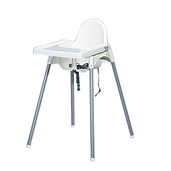 10 chaises hautes: à table, mon poussin!