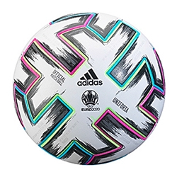 10 ballons de foot: Nike  confirme  son titre