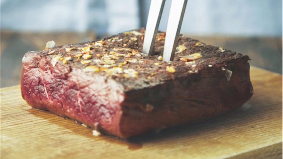 Le bœuf aux hormones passe toujours la frontière