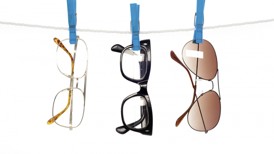 Lunettes propres, facture salée