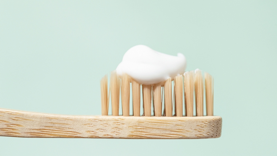 14 dentifrices: un colorant inutile et suspect presque partout