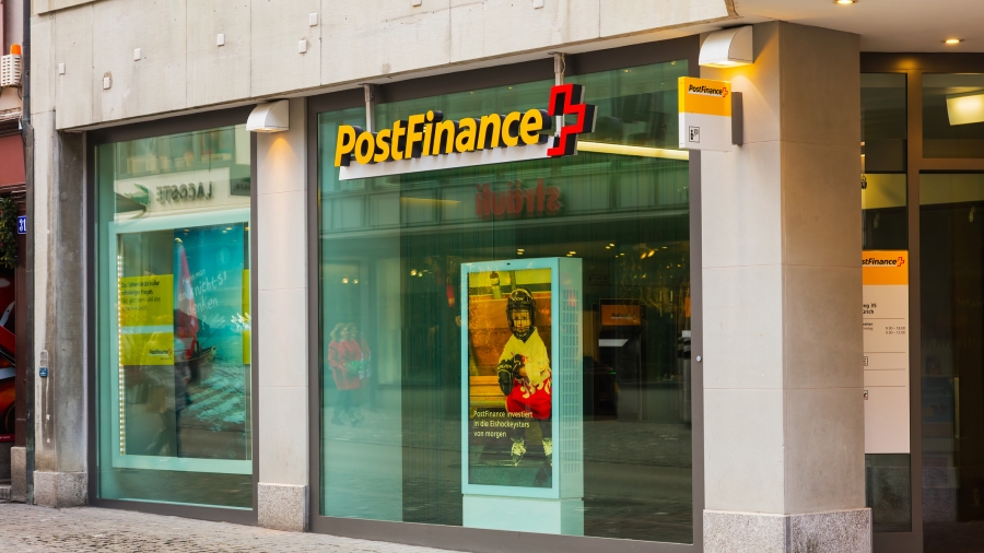 PostFinance fâche ses clients en modifiant ses frais bancaires